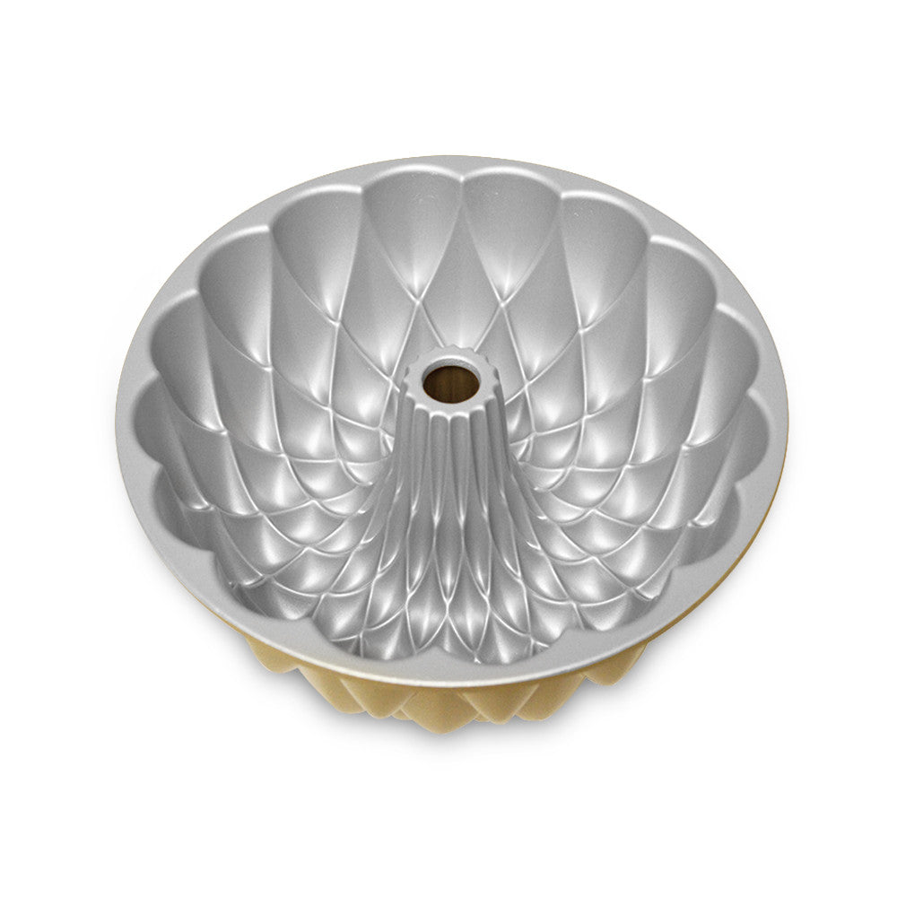 Nordic Ware Bundt Pan Kaleidoscope Gold - Cast Aluminum - ø 23 cm