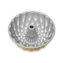 Nordic Ware Bundt Pan Kaleidoscope Gold - Cast Aluminum - ø 23 cm