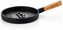 Forged Serving Pan Churrasco - Cast Iron / Olive Wood - ø 18 cm