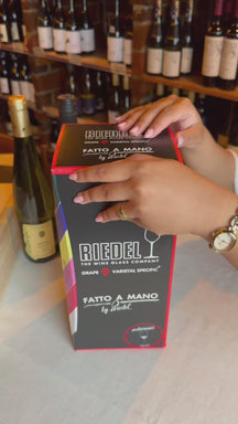 Riedel White Wine Glass Fatto A Mano Performance - Riesling - Black Base - 623 ml