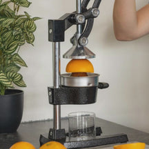 Cookinglife Citrus Juicer - Cast Iron - Lever Model - Orange
