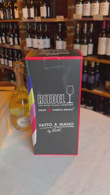 Riedel White Wine Glass Fatto A Mano Black Tie - Sauvignon Blanc / Champagne - 464 ml
