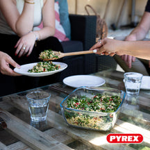 Pyrex Glass Oven Dish Set with Lid Cook & Store 3-piece - 400 ml, 1.1 Liter & 2.5 Liter