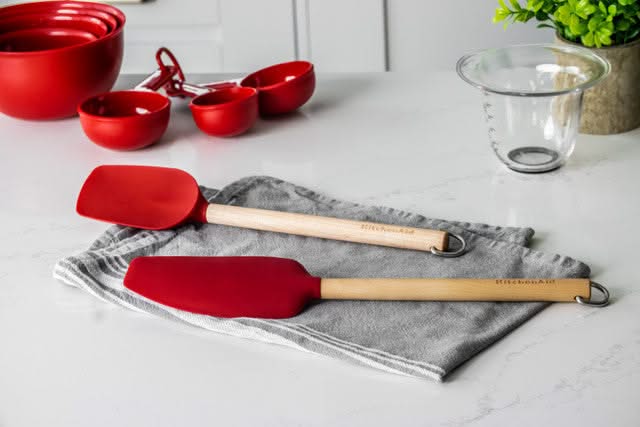 KitchenAid Mixer Spatula Core  Birchwood Empire Red Silicone 35 cm - Non-stick safe
