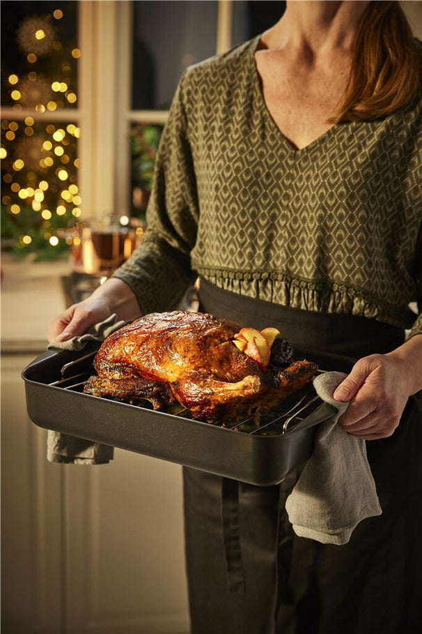 SCANPAN Roasting Pan Classic 39 x 27 cm / 5 Liter - Anniversary Edition - standard non-stick coating