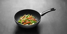 SCANPAN Wokpan Classic Induction ø 24 cm - adecuado para todas las fuentes de calor - capa antiadherente estándar