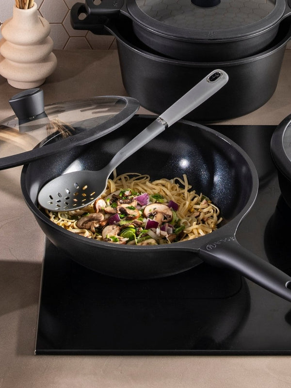 Sola Wok pans