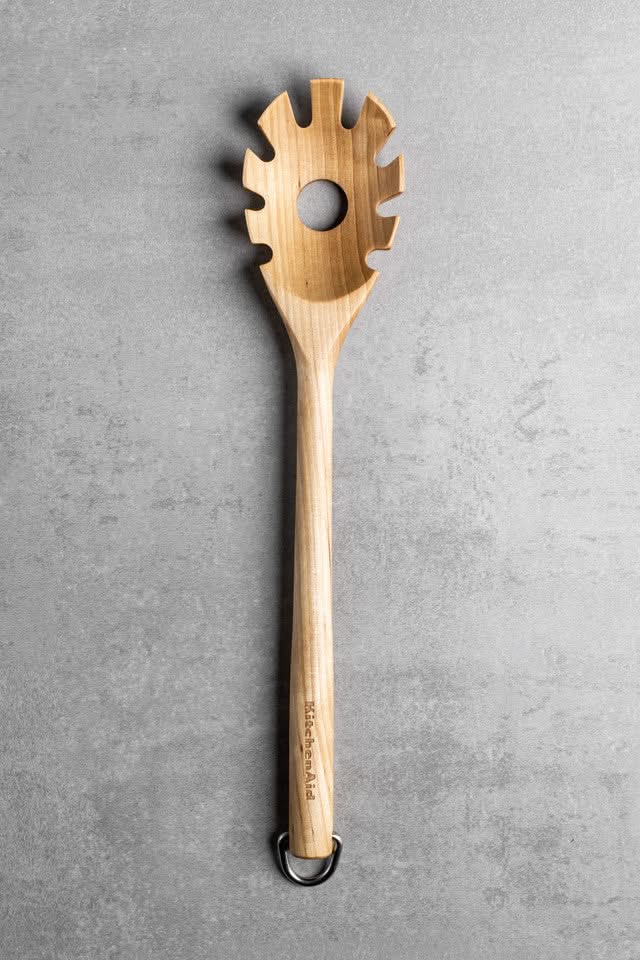 KitchenAid Spaghetti Spoon Core Birchwood 34 cm - Spaghetti Server