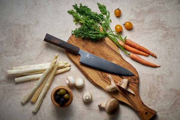 Yaxell Cuchillo de chef Hana 20 cm - Acero inoxidable de 3 capas - mango de madera Pakkah marrón oscuro