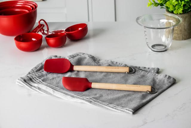 KitchenAid Spatula Set Core Birchwood Silicone Empire Red 2-piece - Nonstick Safe